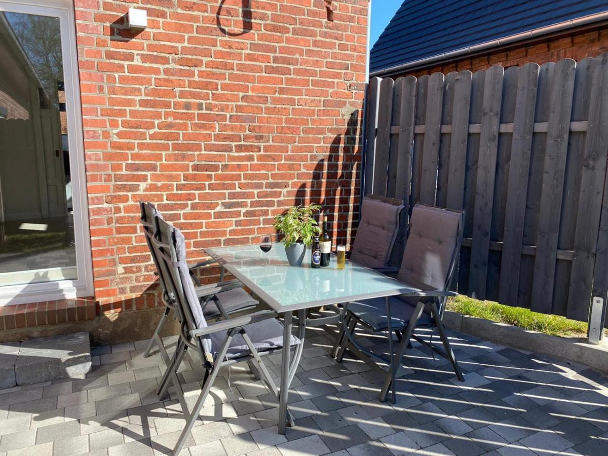 Ferienwohnung „Opa‘s Tohuus“mit Fahrrädern, Husum Husum  Exterior foto